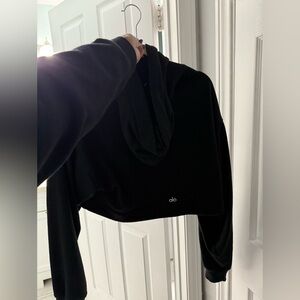 ALO Yoga Black Cropped Turtleneck Sweater